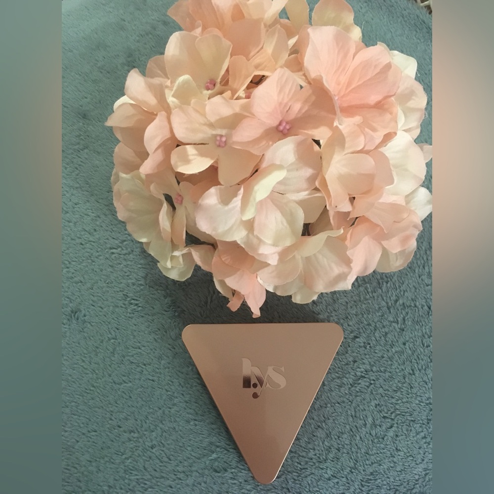 HIGHER STANDARD SATIN MATTE CREAM BLUSH (CONFIDENT)